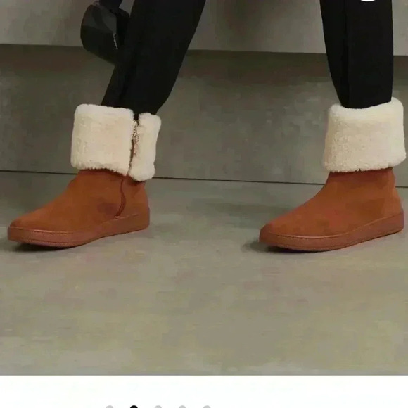 New Porte & Paire shearling-trimmed suede boots sz 10 - Picture 3 of 9